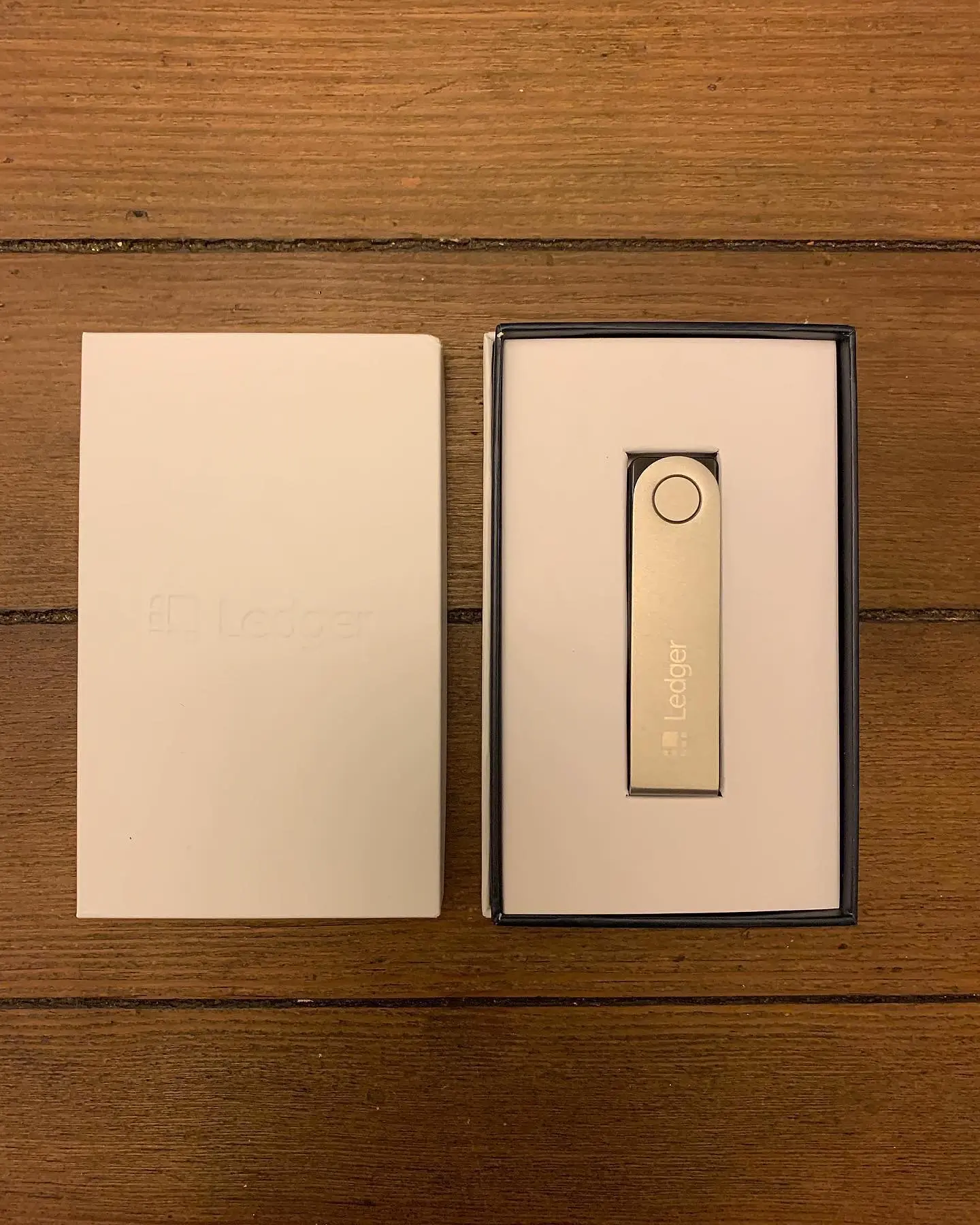 Ledger Nano X蓝牙硬件钱包